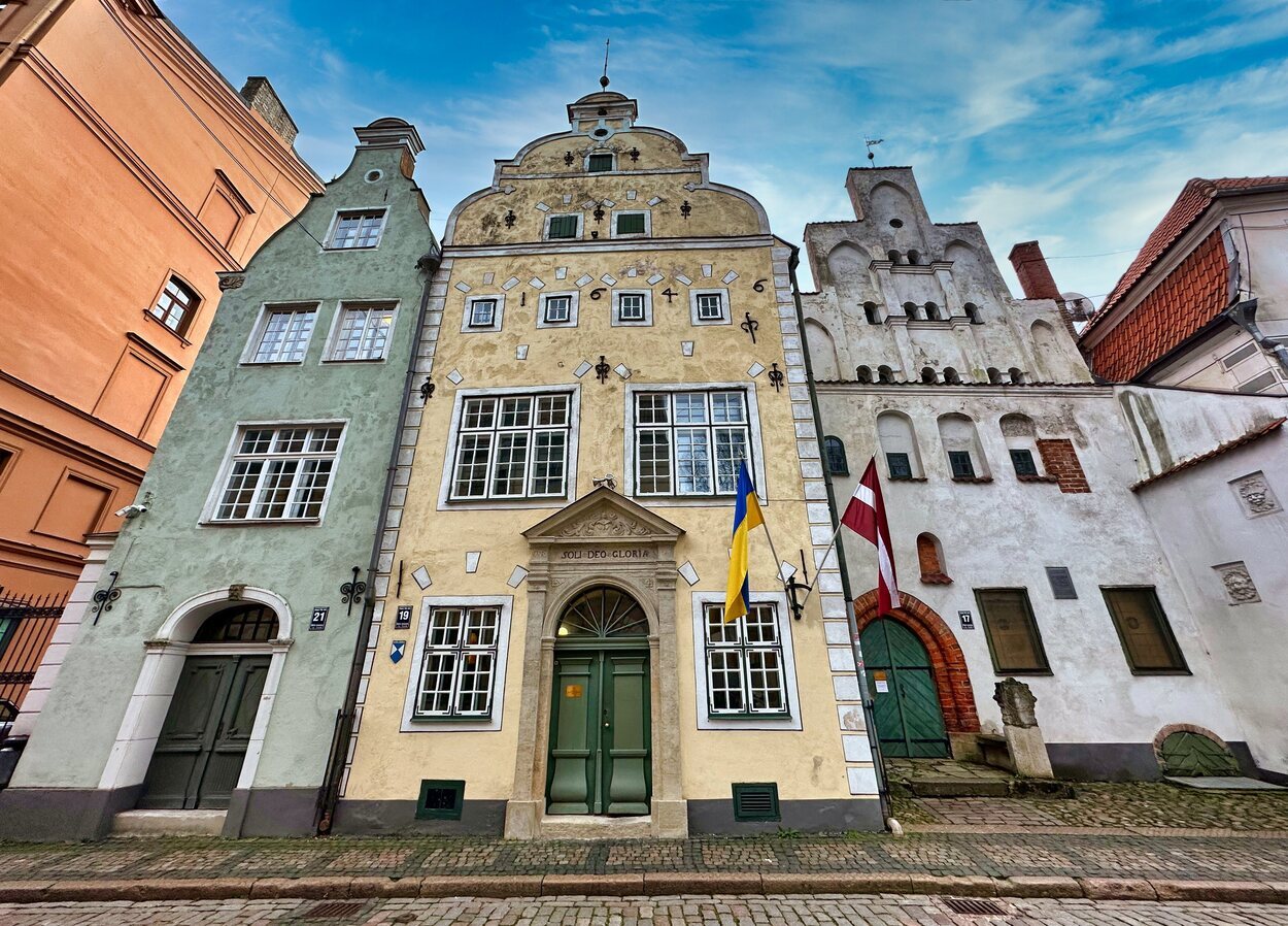 Los Tres Hermanos de Riga