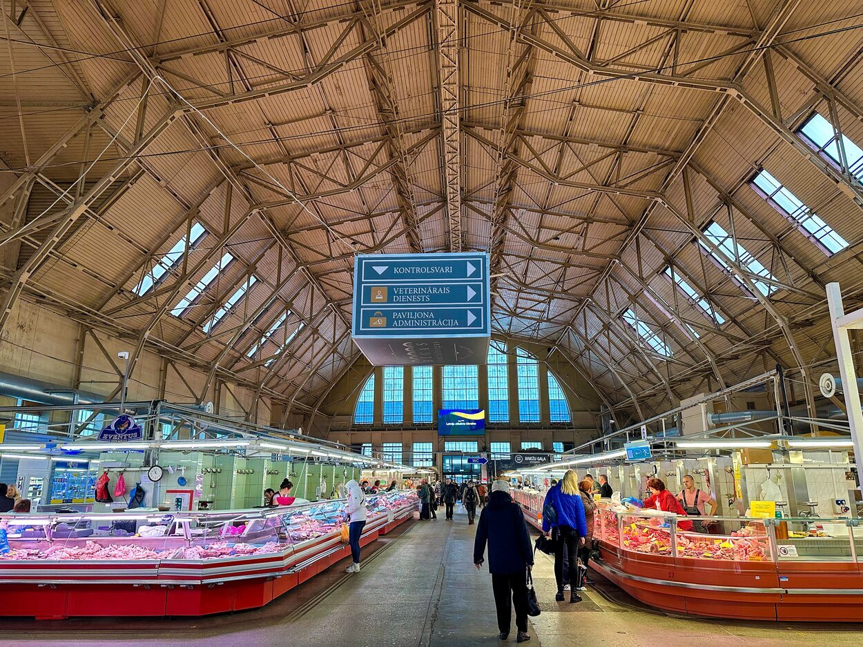 Dentro del Mercado Central de Riga