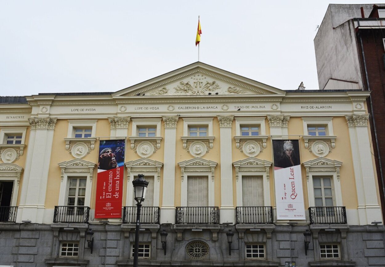 Fachada del Teatro Español en la Plaza de Santa Ana