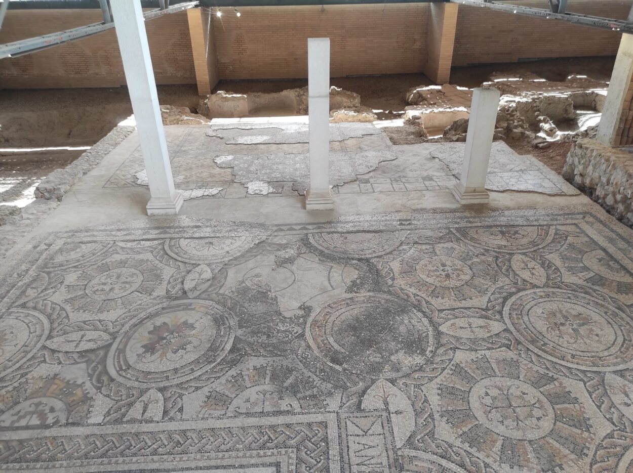 El yacimiento arqueológico de Complutum es una delicia de ver