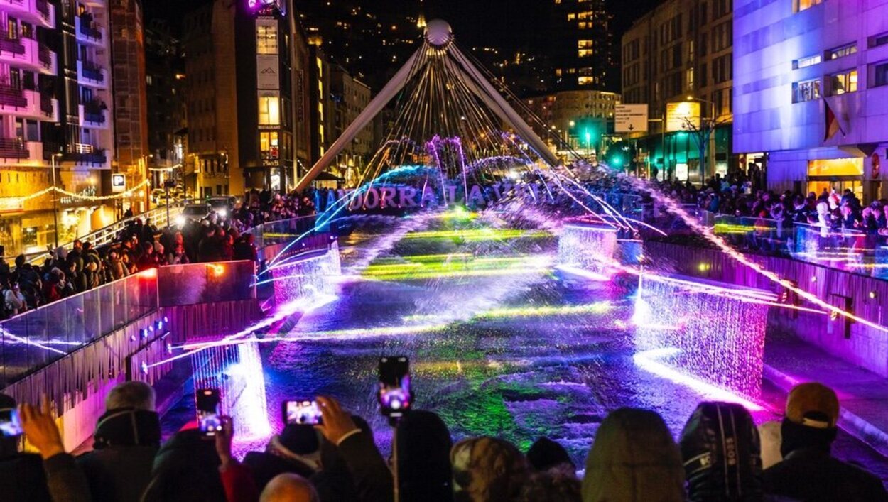 Espectáculo de agua y luces de Navidad en Andorra