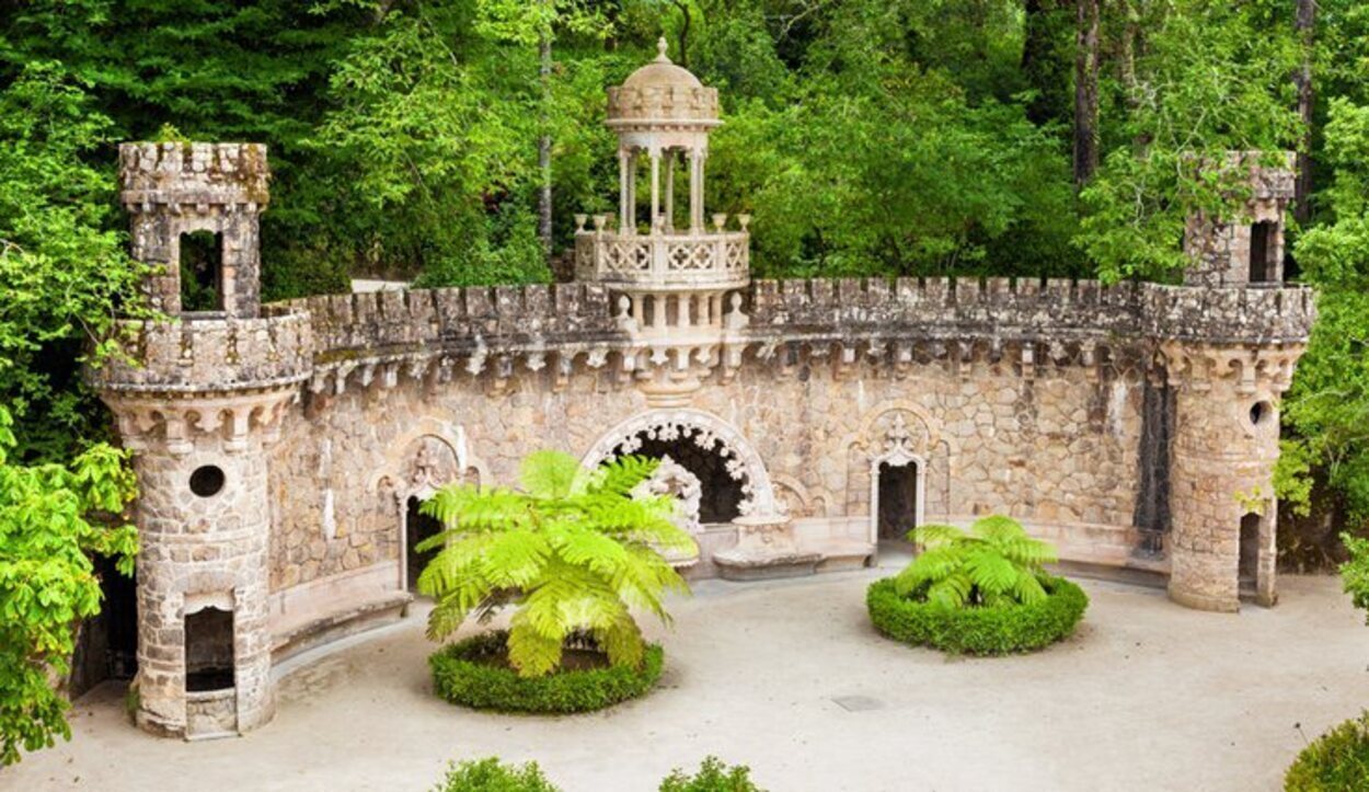 Portal de los Guardianes de la Quinta da Regaleira