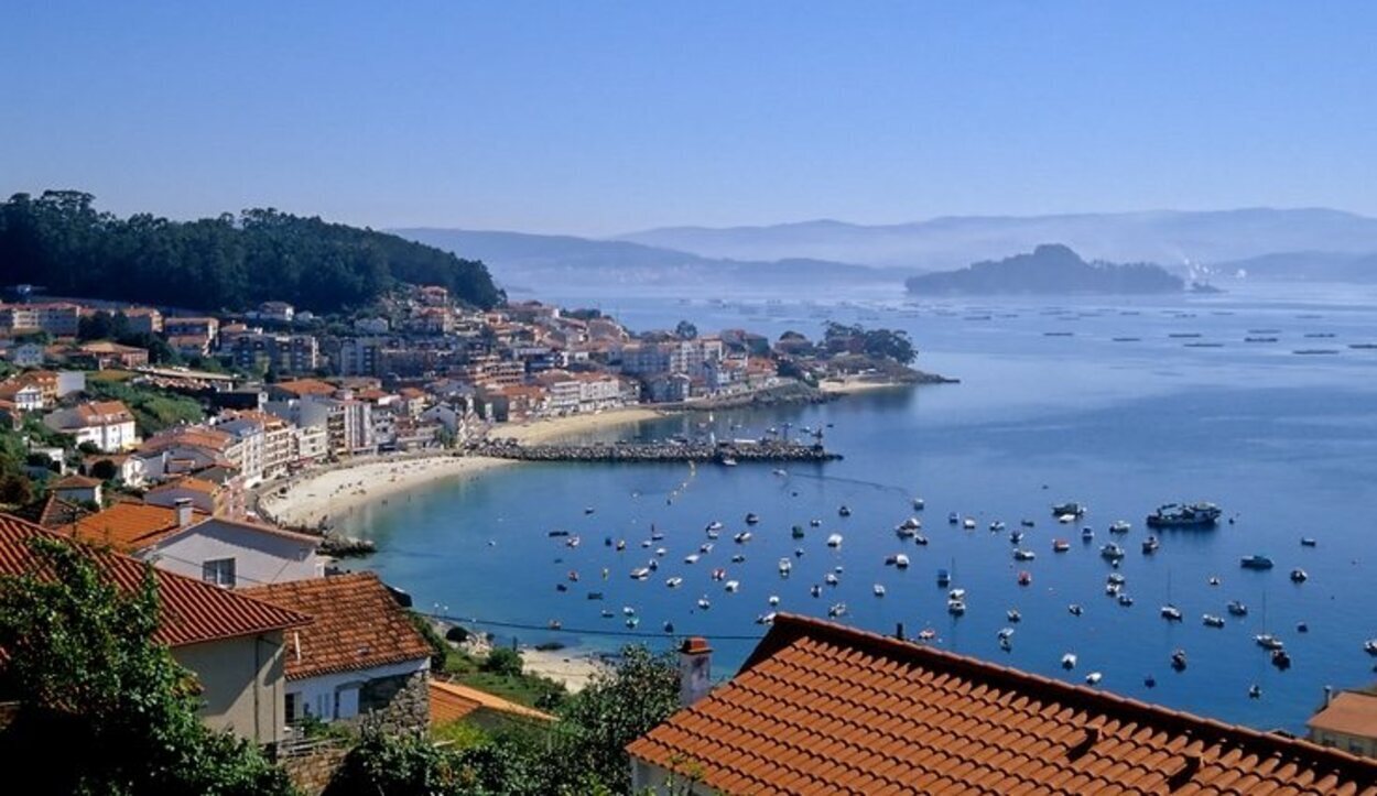 Vistas desde el mirador da Granxa en Combarro (Pontevedra, Galicia)