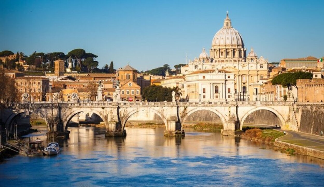 Vista de la Basílica de San Pedro, uno de las más importantes de la Roma Cristiana