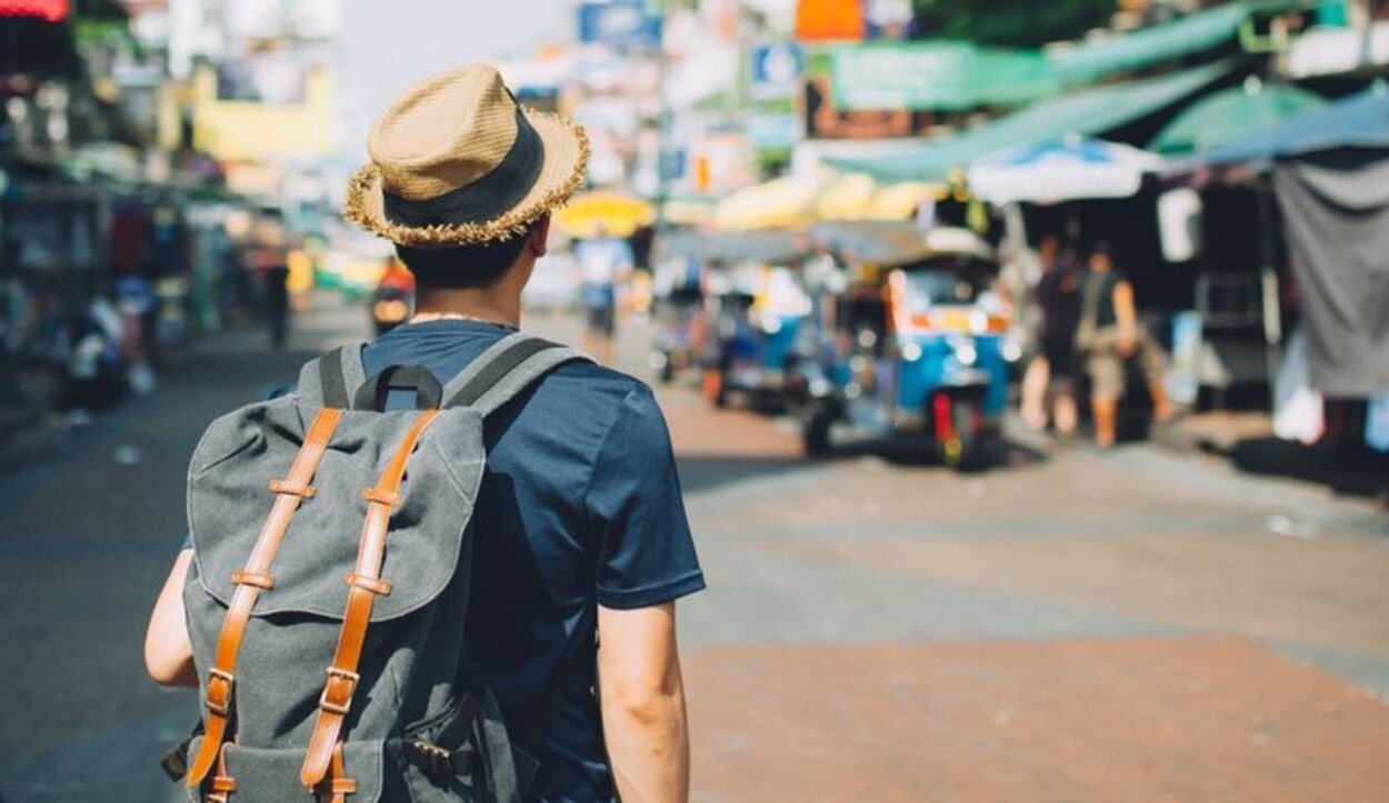 Uno de los mayores inconvenientes de viajar solo es correr con la totalidad de todos los gastos del viaje