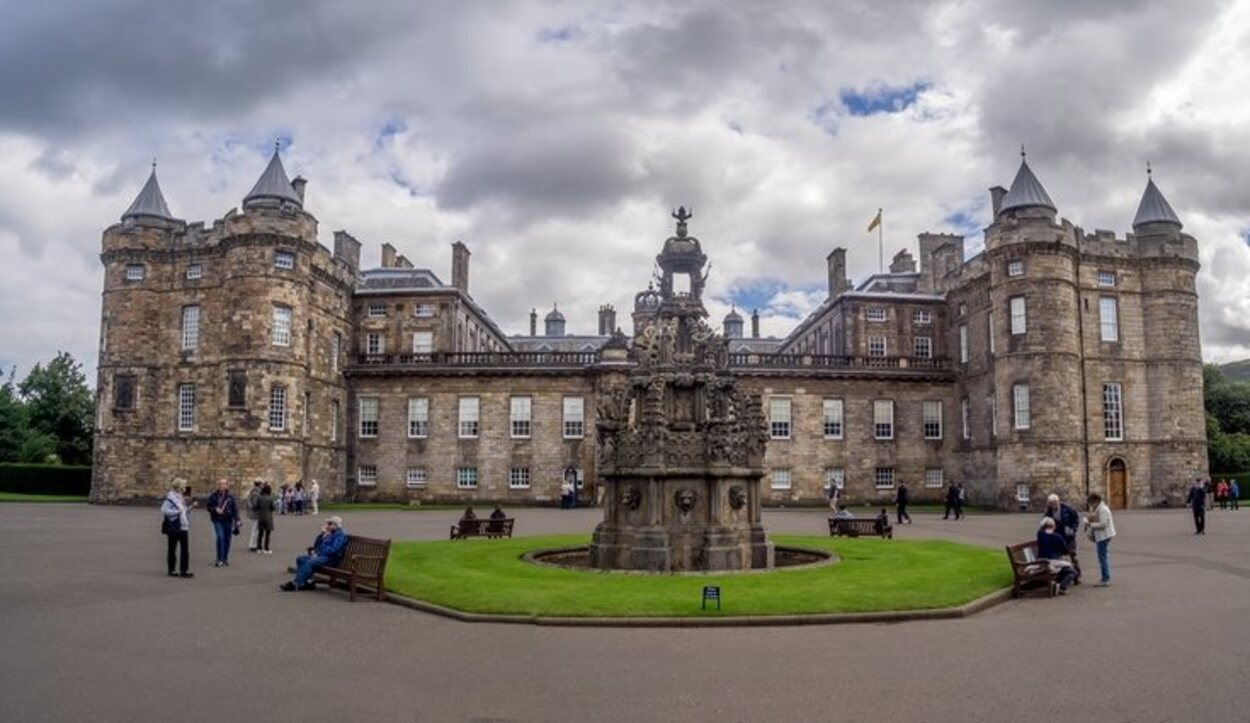 Este palacio es la casa de verano de la realeza británica