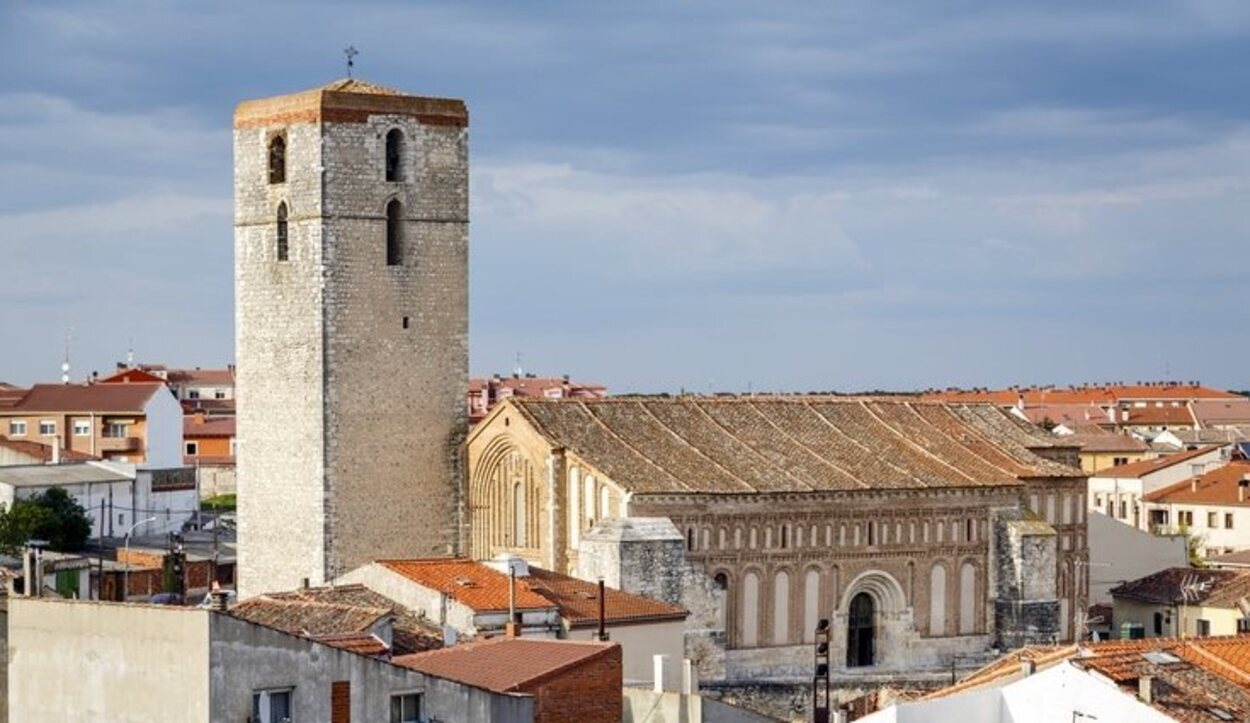 La Iglesia de San Andrés es una de las casi 20 iglesias que hay en Cuéllar