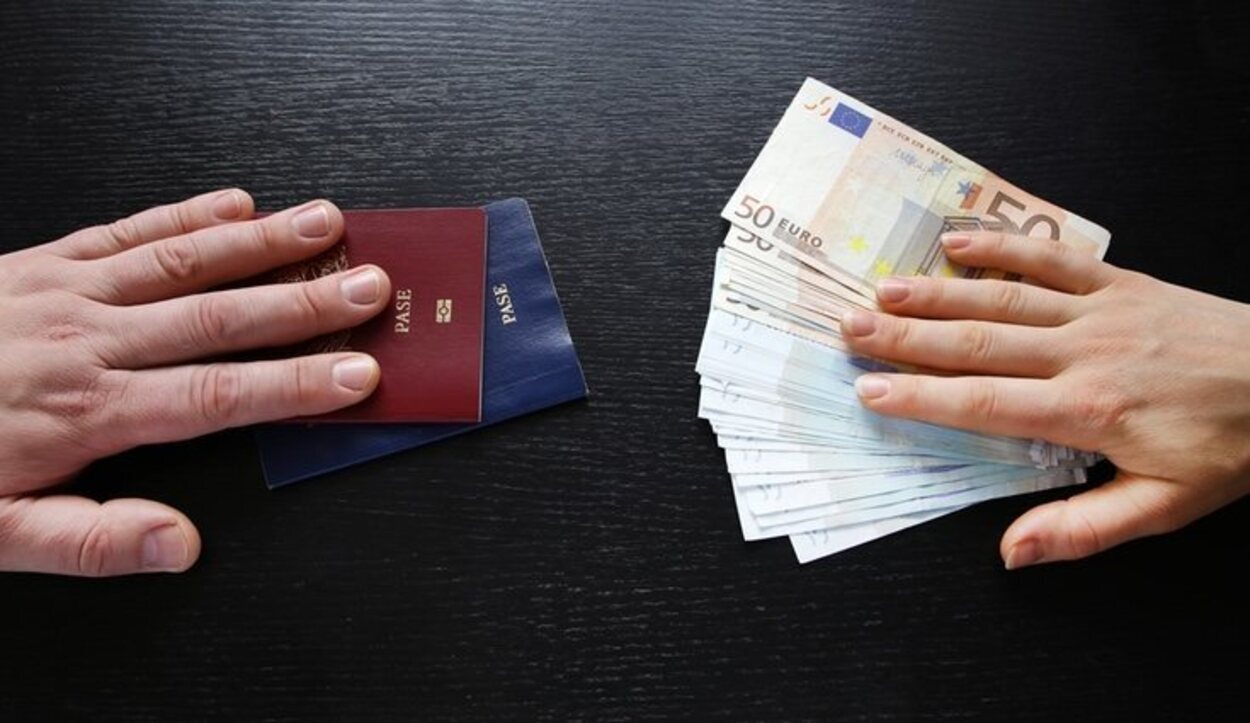 Las tasas por expedición de pasaporte ascienden a los 26 euros en España
