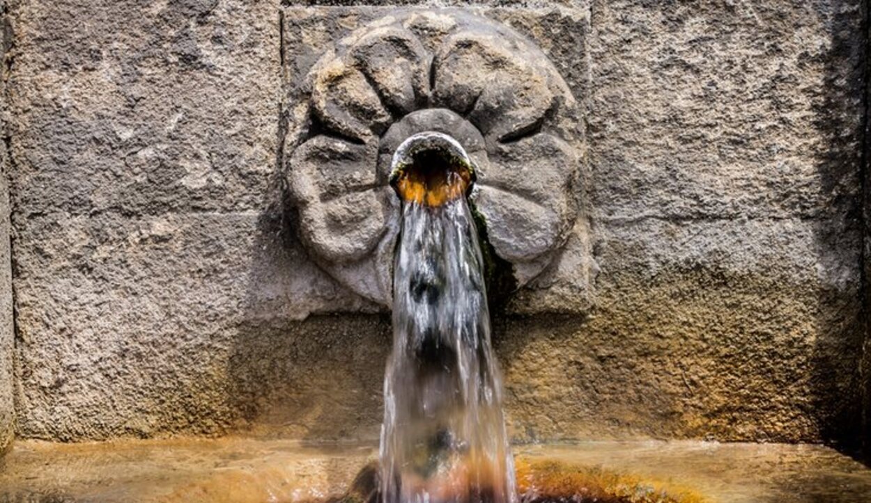 Fuente de As Burgas situada en el centro de la ciuda de Ourense