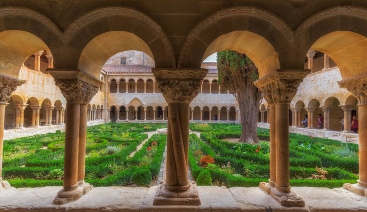 El interior del Monasterio de Santo Domingo de Silos en Burgos