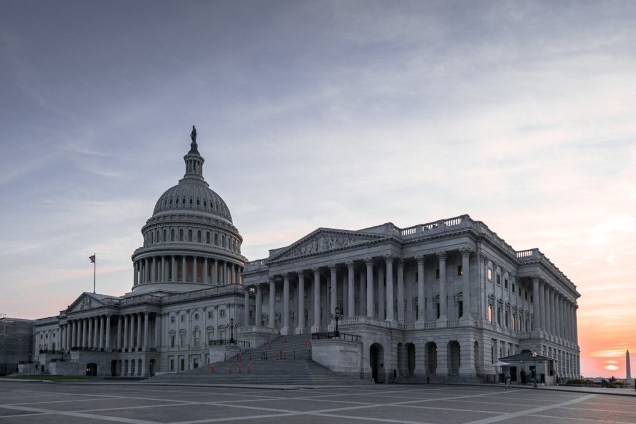 En El Capitolio se sitúan las dos cámaras del Congreso y es un edificio visitable