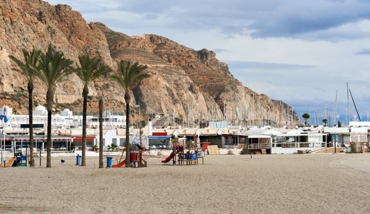 Aguadulce tiene maravillosas playas y un gran ambiente nocturno