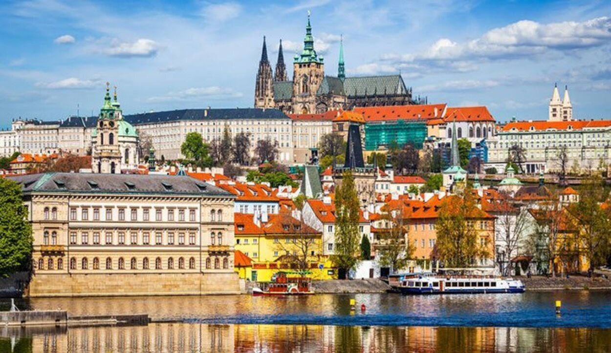 La capital checa es una ciudad preciosa con mucha historia y una arquitectura preciosa