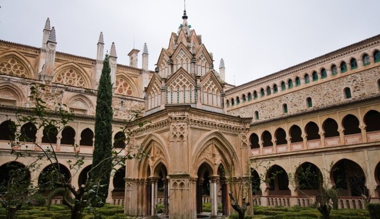 Los interiores del Monasterio de Santa María de Guadalupe por los que paseó Isabel La Católica