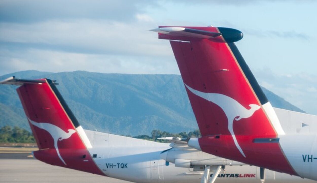 Los aeropuertos más cercanos son el de Sydney, Melbourne y Brisbane