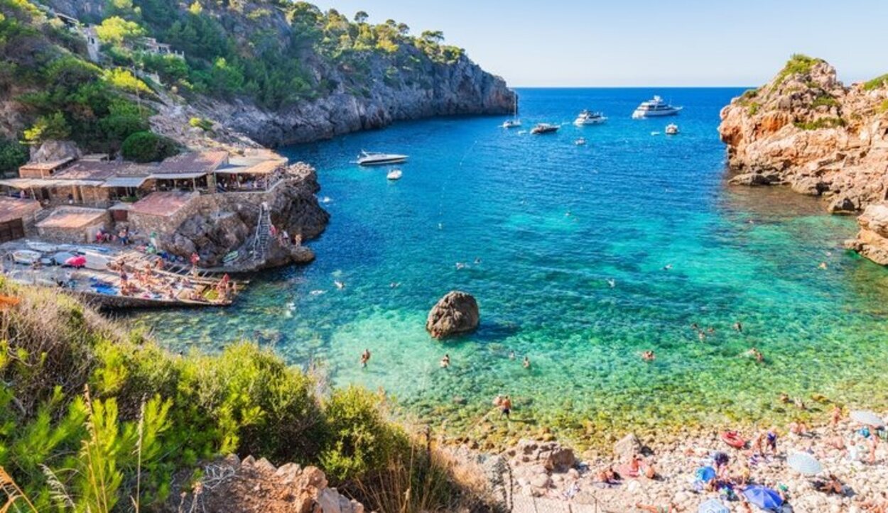 Las playas de Deià destacan por su gran belleza