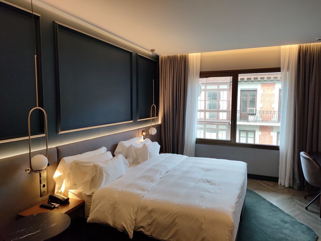 Una de las habitaciones del Hotel Radisson de Bilbao