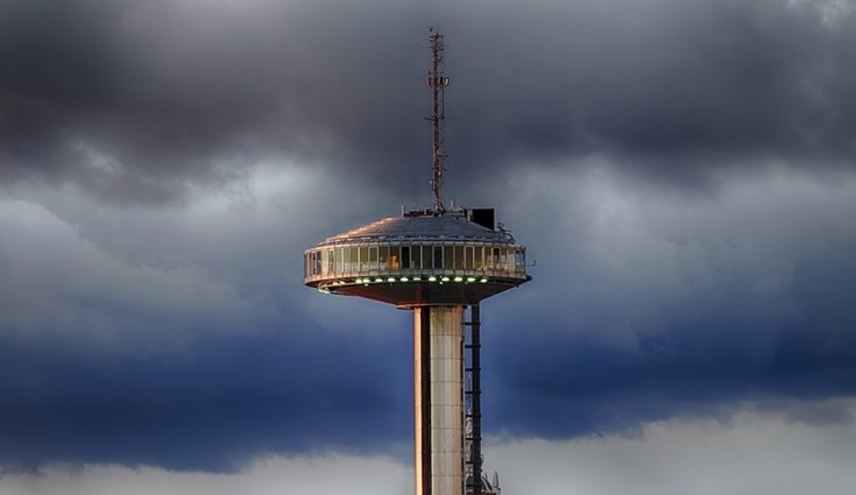 Hasta los días con mal tiempo sigue siendo una construcción íncreible