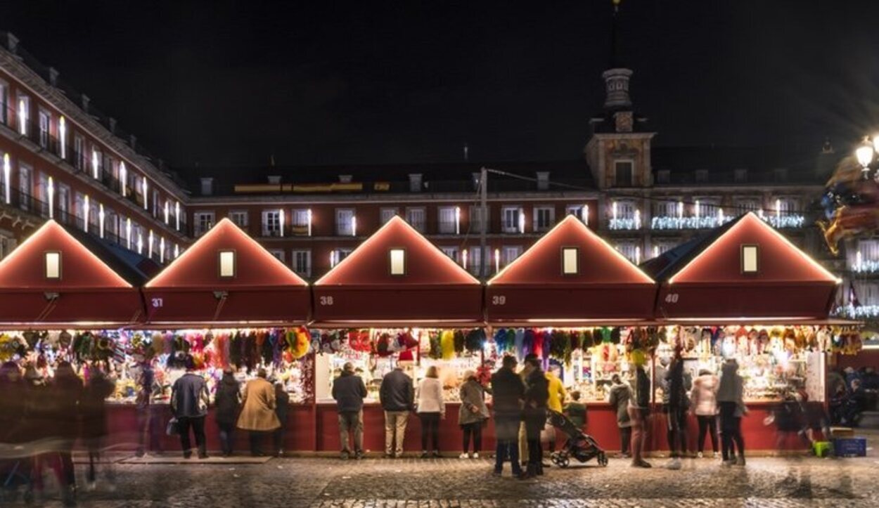 El mercadillo navideño de la Plaza Mayor es una visita obligada