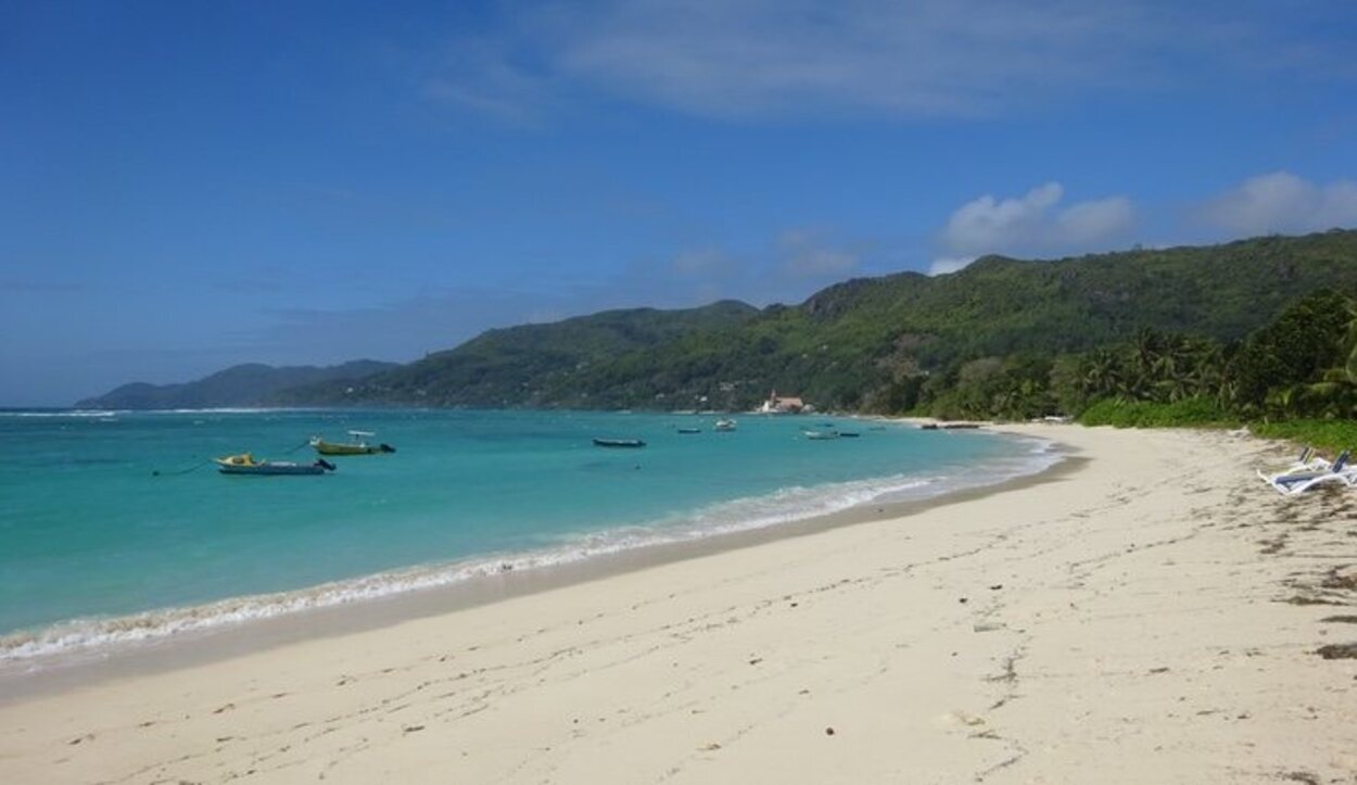 Anse Royale, una de las playas más turísticas de Mahé/ Foto: Tamara Garco