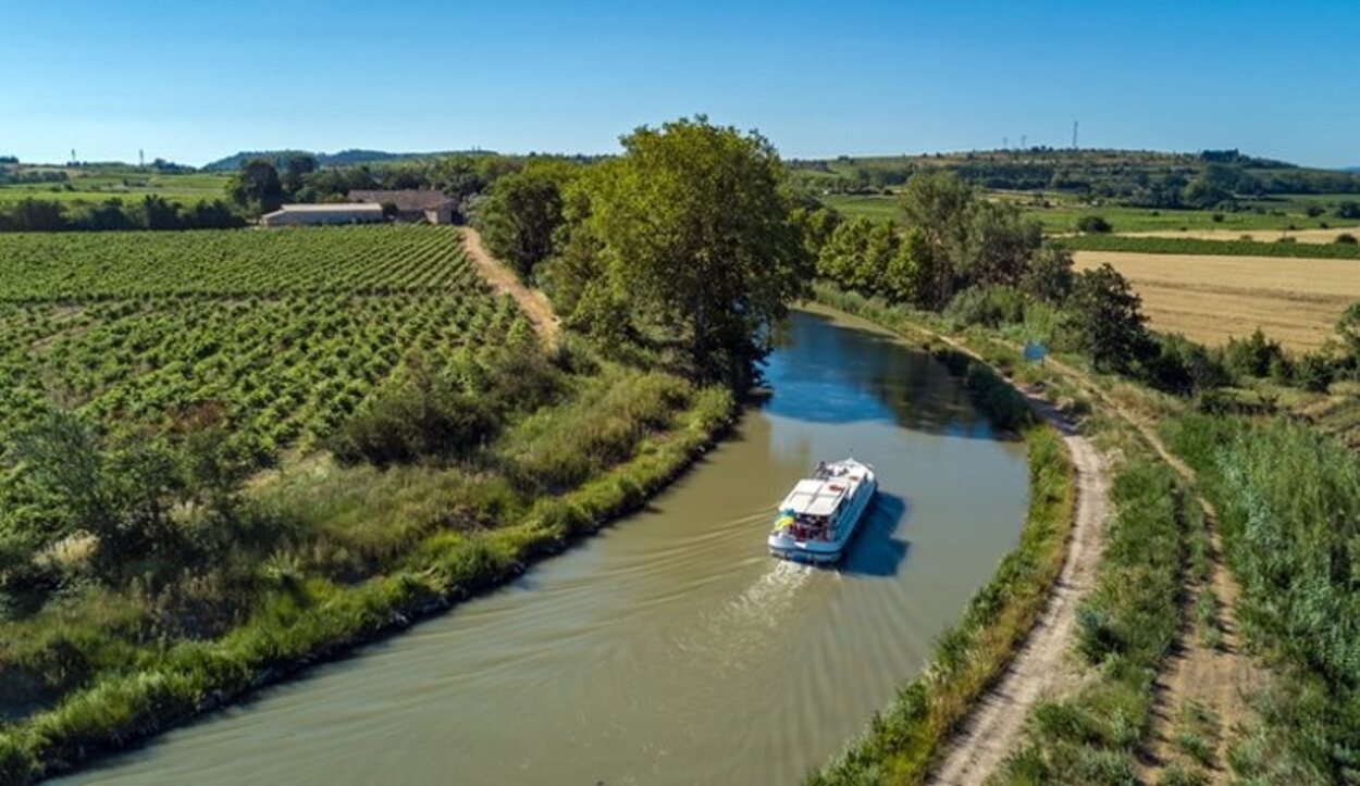 La ruta en barco por el Canal du Midi