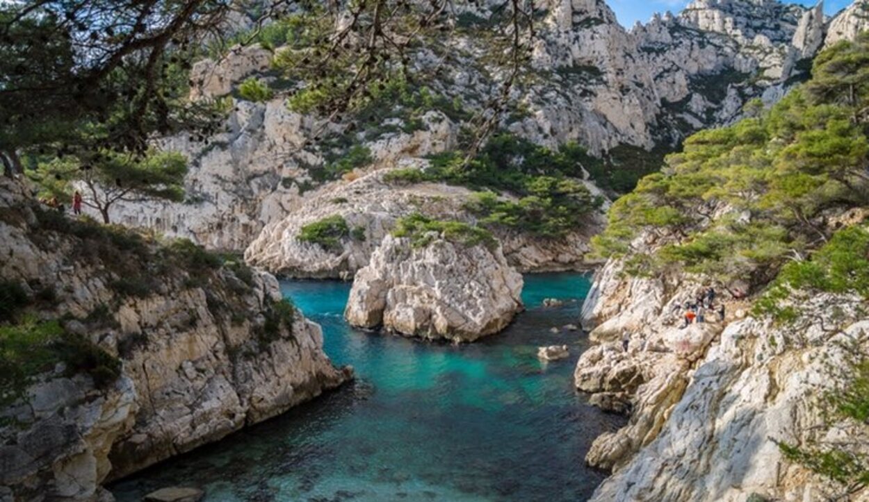 Impresionante trozo de costa con acantilados, pequeños fiordos y calas escondidas