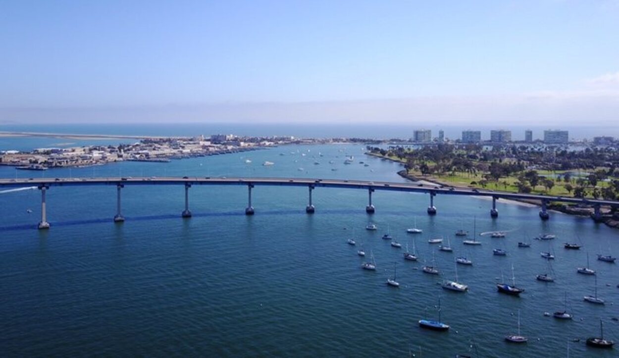 El conocido puente Coronado Brigde