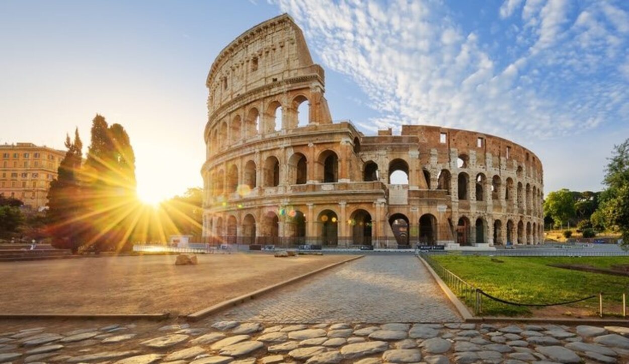 El clima romano es  suave y templado, excepto algunos días de canícula estival