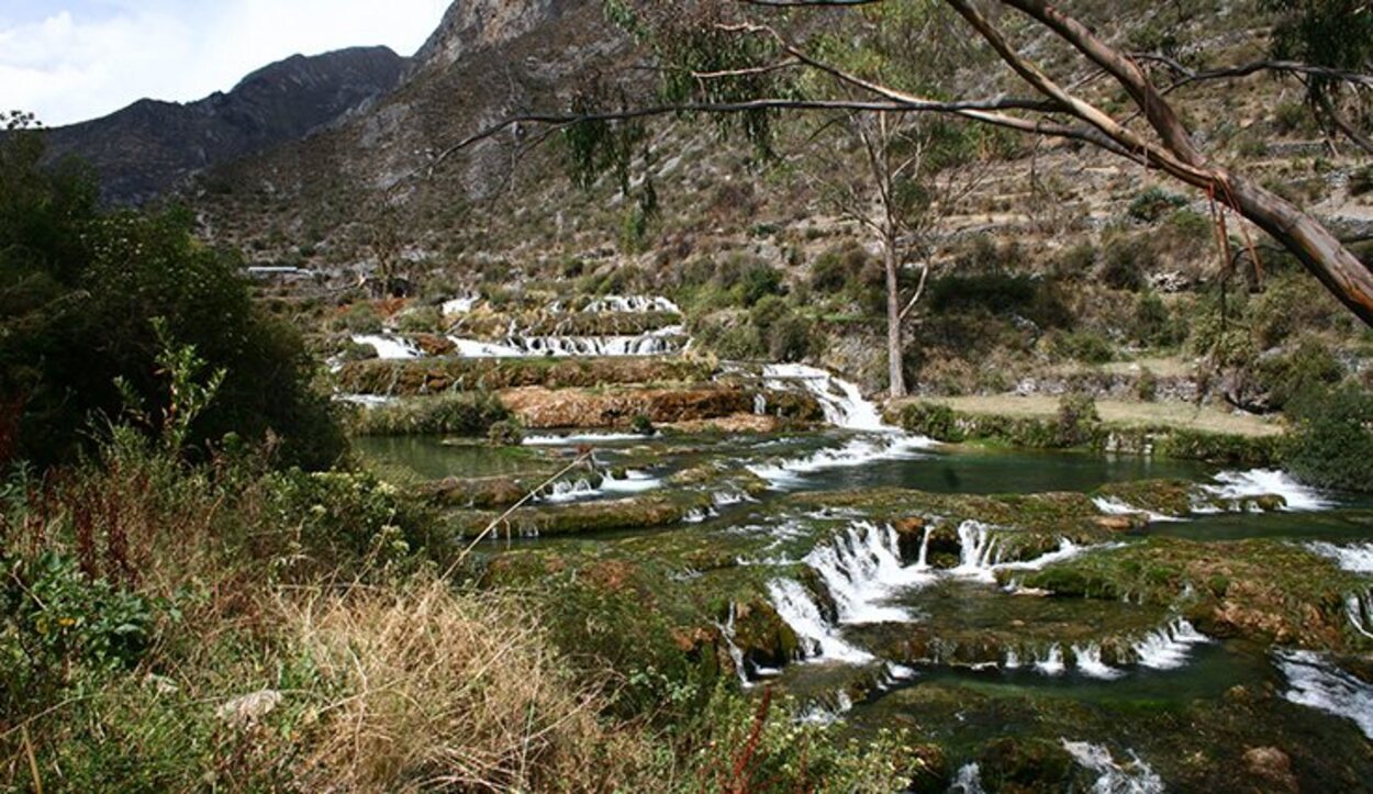 En la zona se puede realizar desde kayak hasta la pesca deportiva