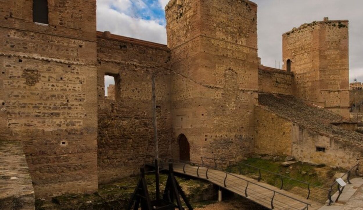 Aunque no se pueda visitar, el castillo es dignos de ver aunque sea por fuera