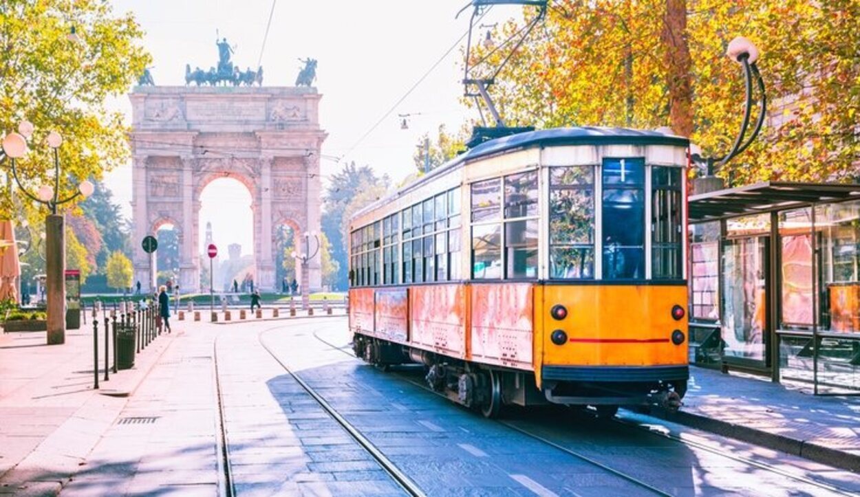 Es muy sencillo desplazarse al centro de la ciudad ya que hay autobuses directos