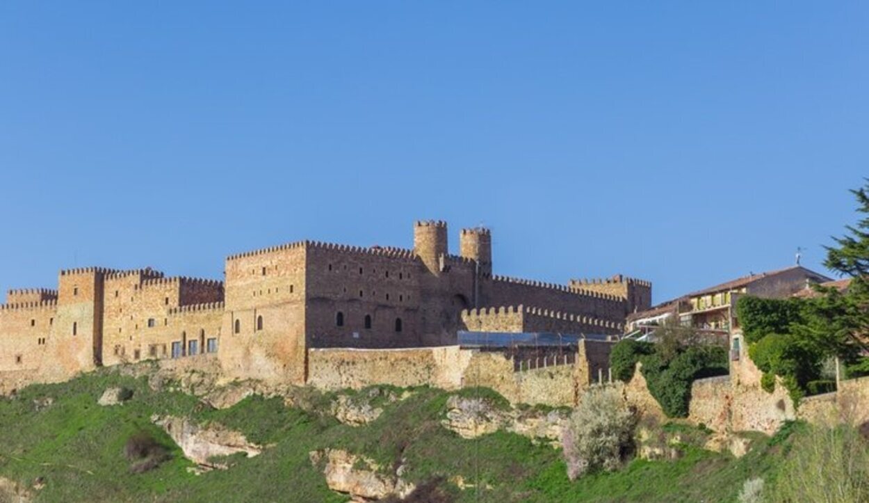 Está en Guadalajara y es el pueblo medieval por excelencia