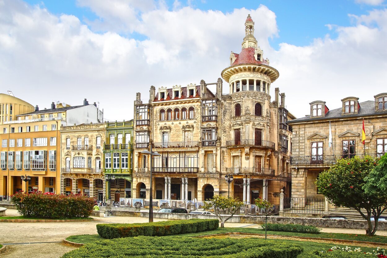 La Torre de los Moreno fue construida por Pedro Juan Moreno y Ulloa en 1915