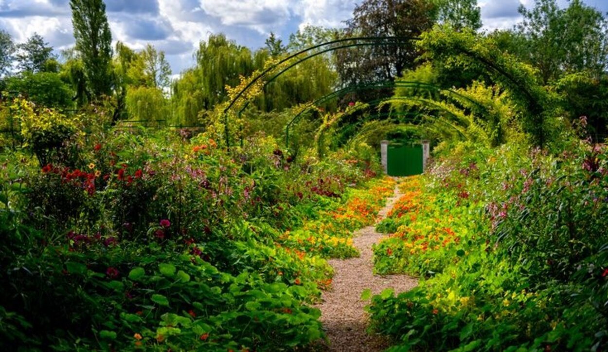 Sin dudas el parque de Claude Monet es uno de los lugares que debes visitar en Francia