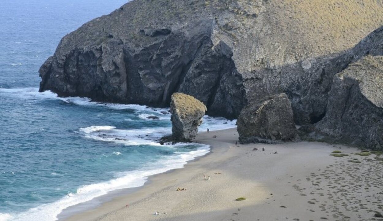 Playa de los Muertos, Almería