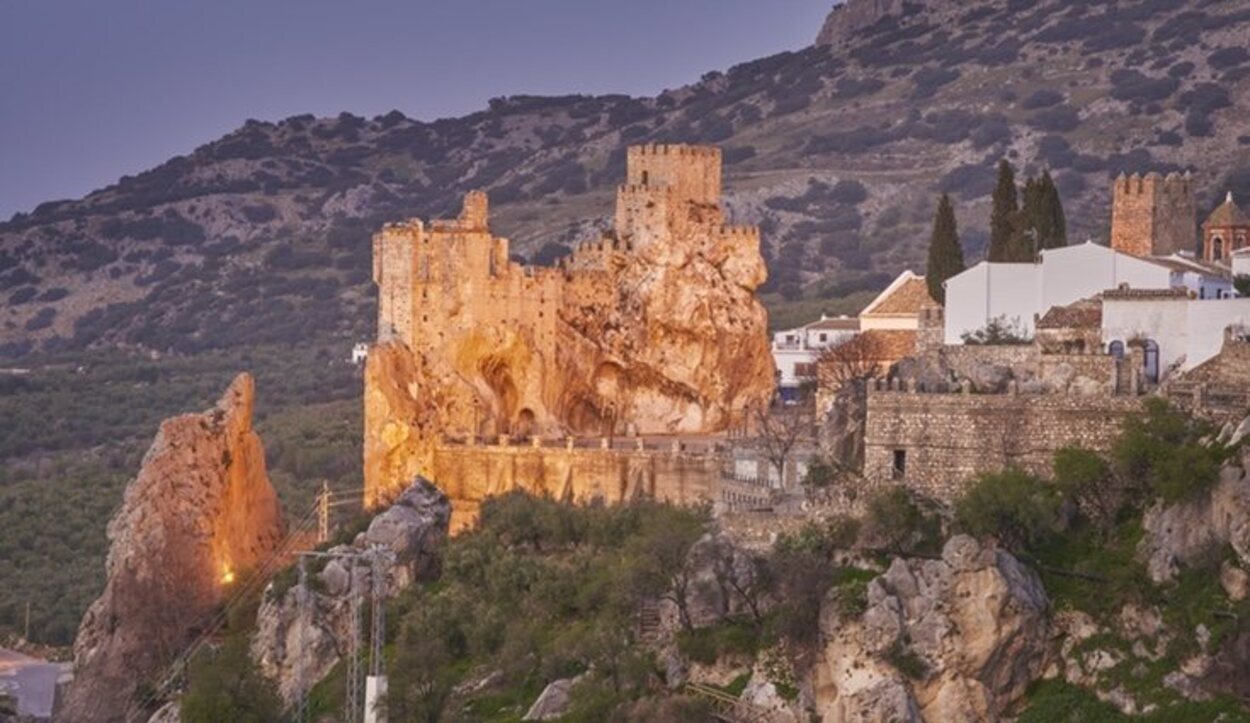 Castillo de Zuheros, una fortificación  musulmana del siglo IX