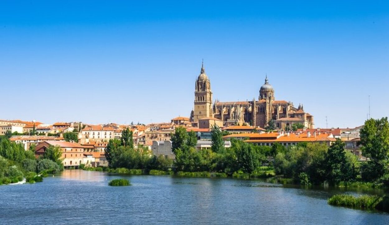 Salamanca es la ciudad del río Tormes