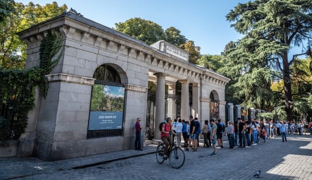 La puerta por donde se entra para ver el Jardín Botánico