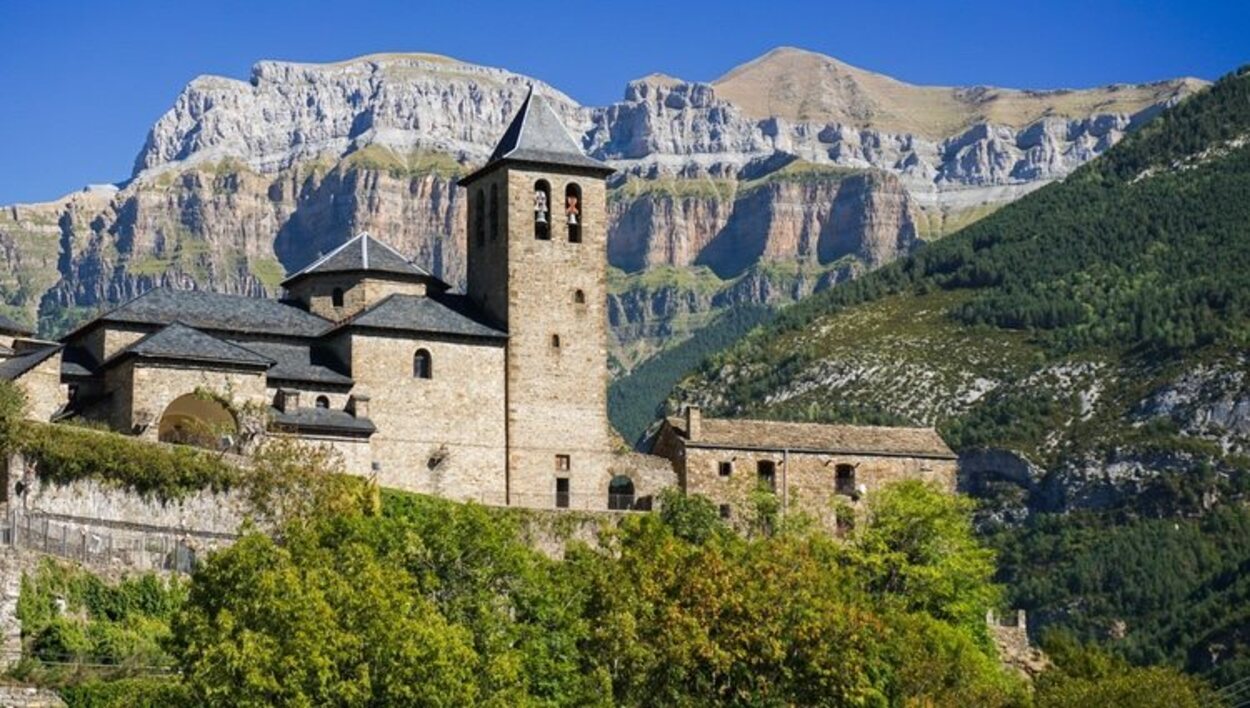 La villa medieval de Torla es de visita obligada