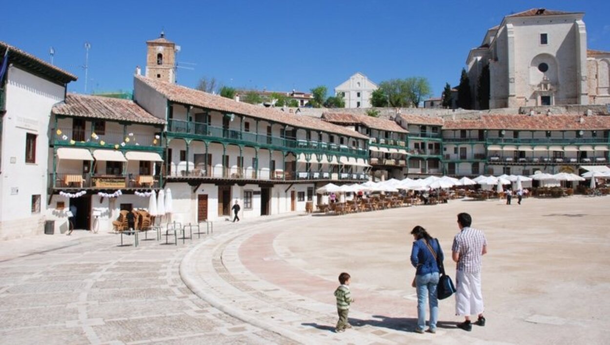 La Plaza Mayor de Chinchón es la zona más animada y perfecta para comer