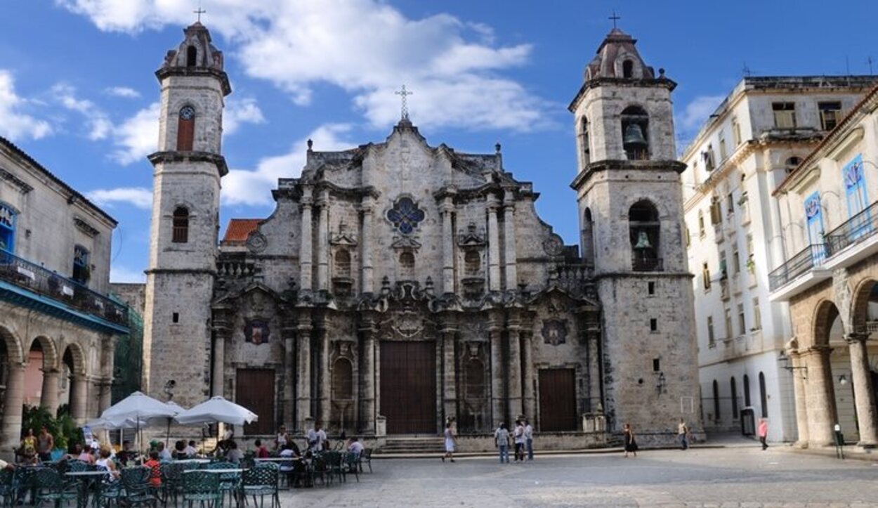 La Catedral es de estilo barroco e irradia una belleza inmensa