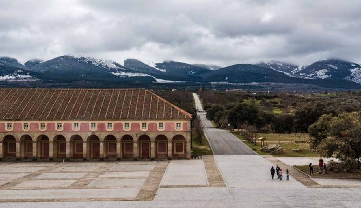 El Palacio de Riofrío está arropado por el Bosque de Riofrío 