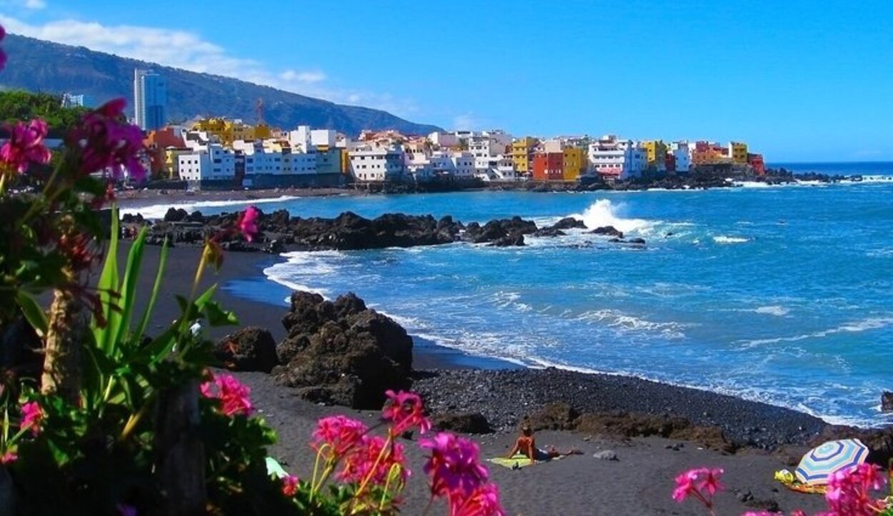 Tenerife es una de las islas preferidas para los turistas por su buen tiempo y por las playas