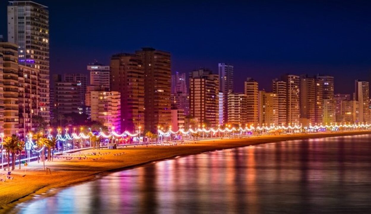 En Benidorm se puede disfrutar de una fiesta diferente cada día