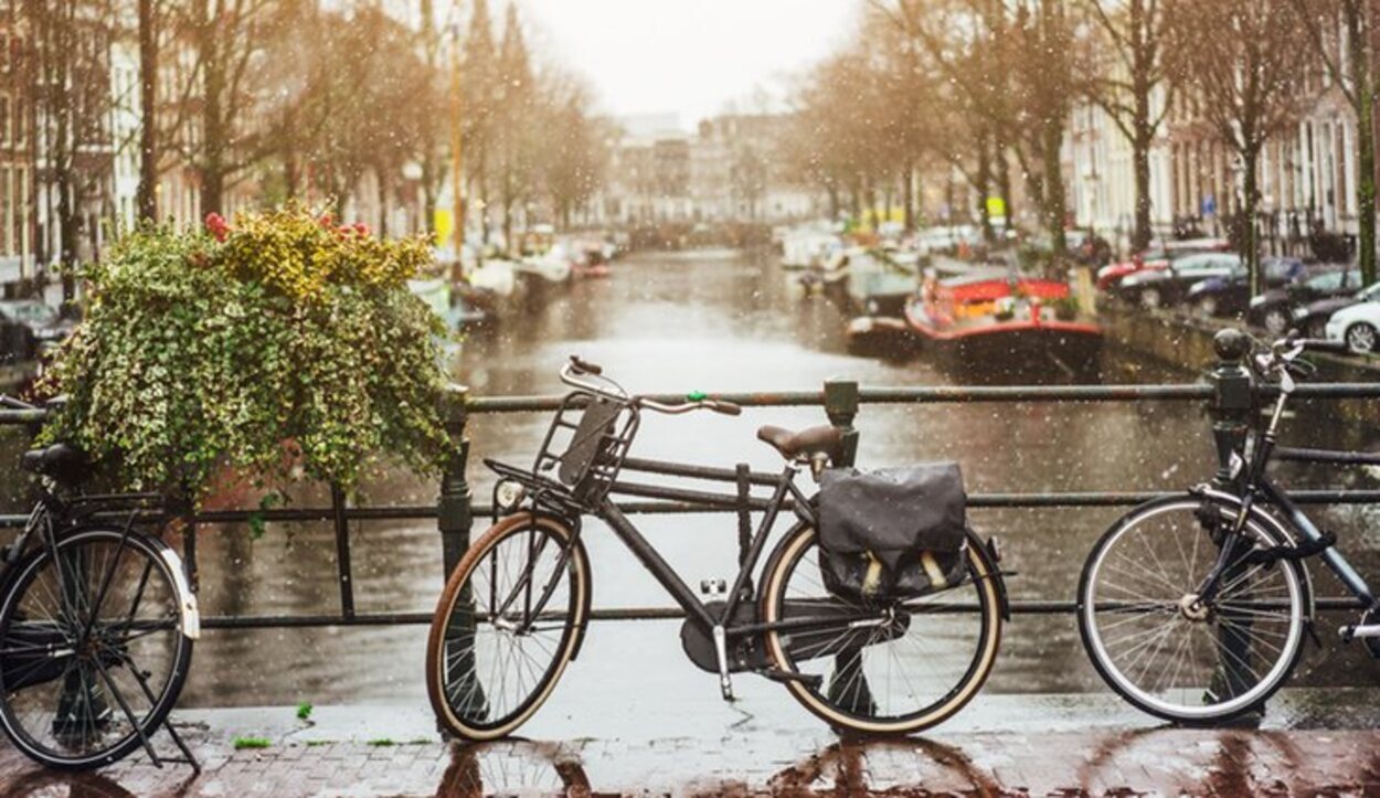 En Ámsterdam son muy frecuentes las lluvias a lo largo de todo el año