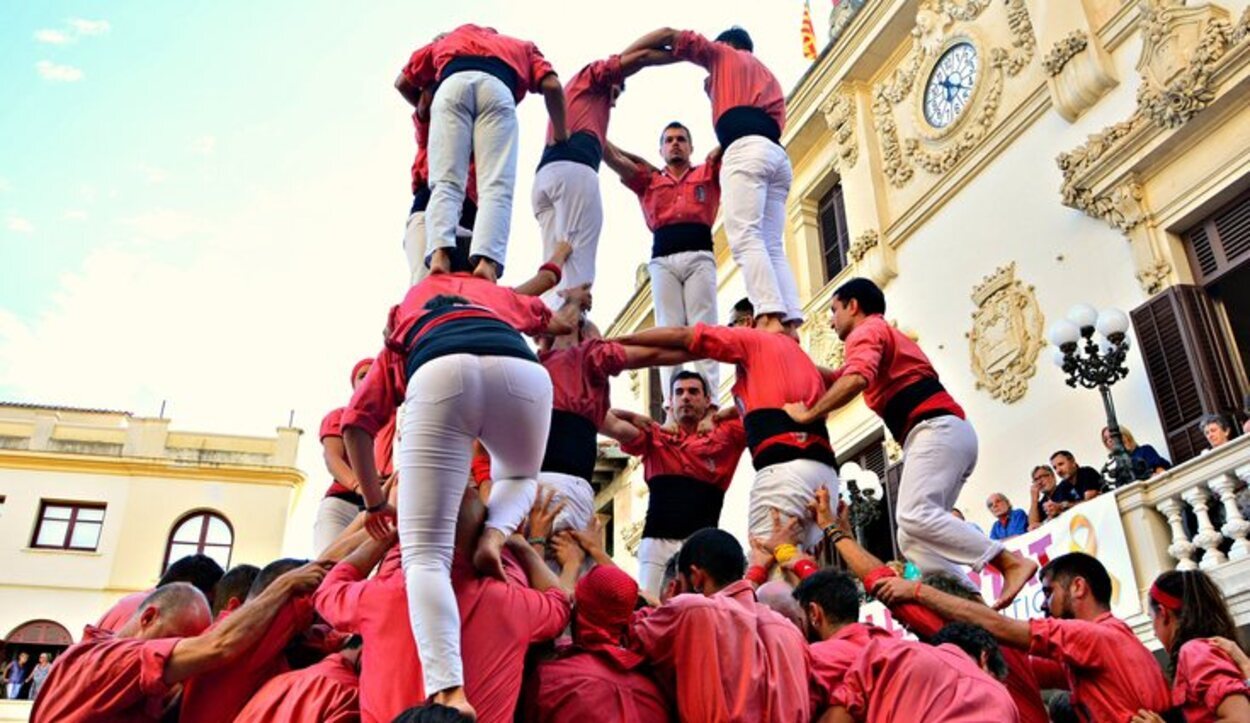 Los castells es una actividad típica de Cataluña