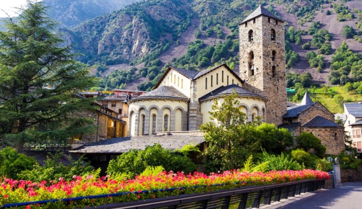 Iglesia de Sant Esteve ubicada en Andorra la Vella