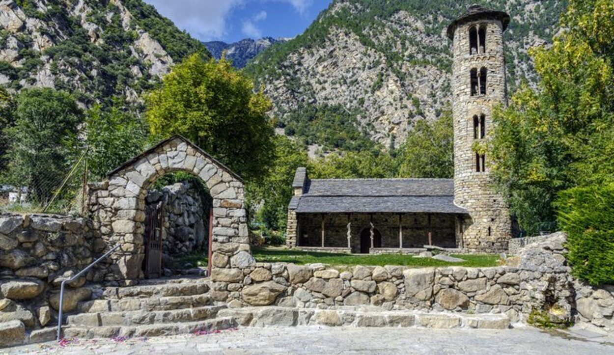 Santa Coloma es la iglesia más antigua e importante de Andorra