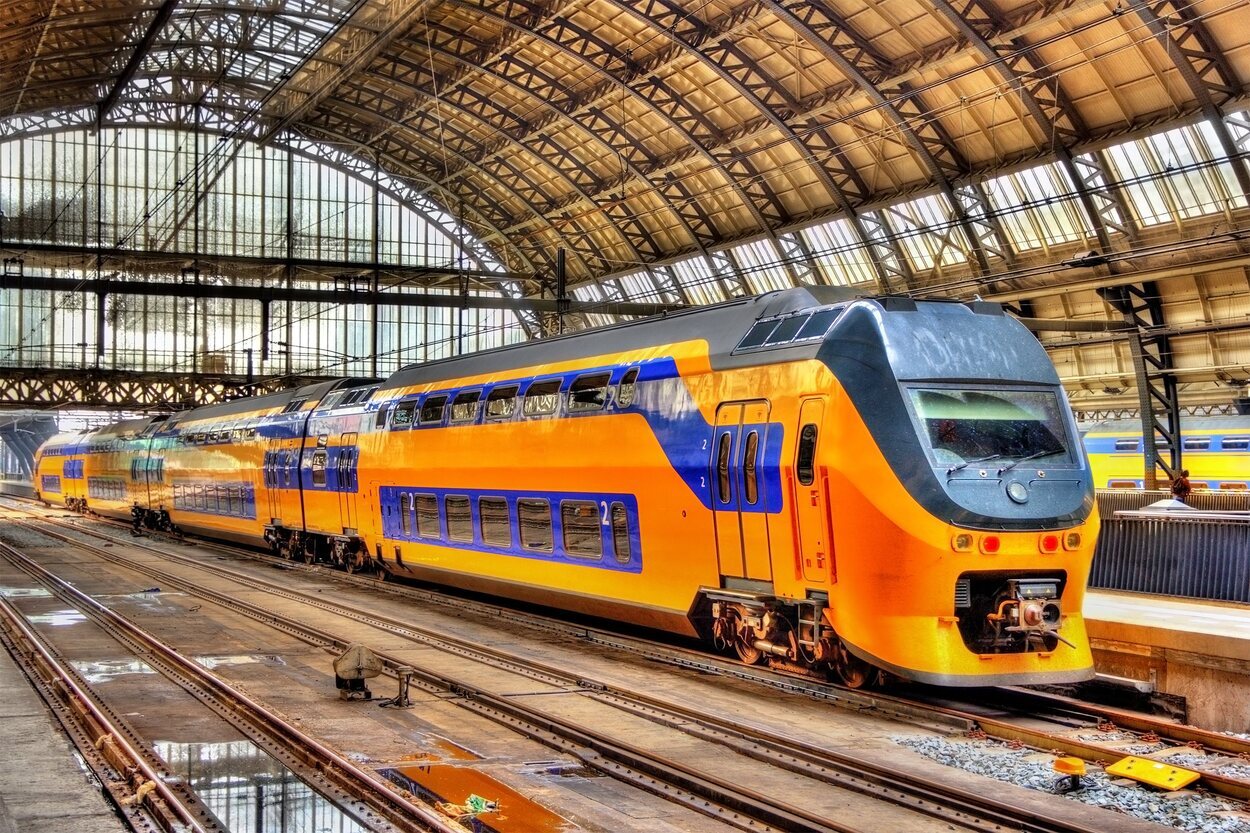 Trasladarse en tren es la opción más barata y rápida de todas