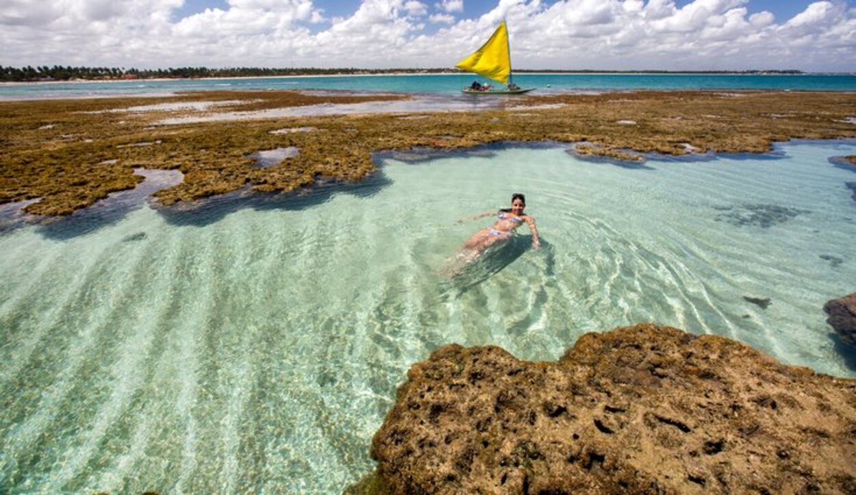 Porto de Galinhas es un pueblo de pescadores que ofrece días de playa relajados